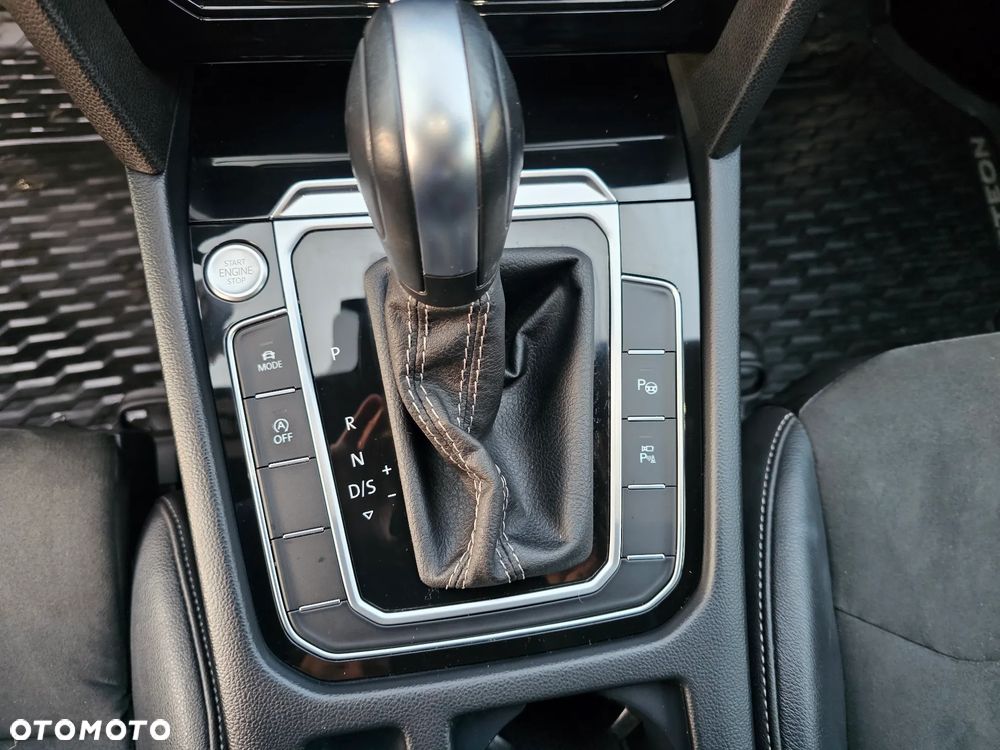 Volkswagen Arteon 2.0 TSI R-Line DSG - 23