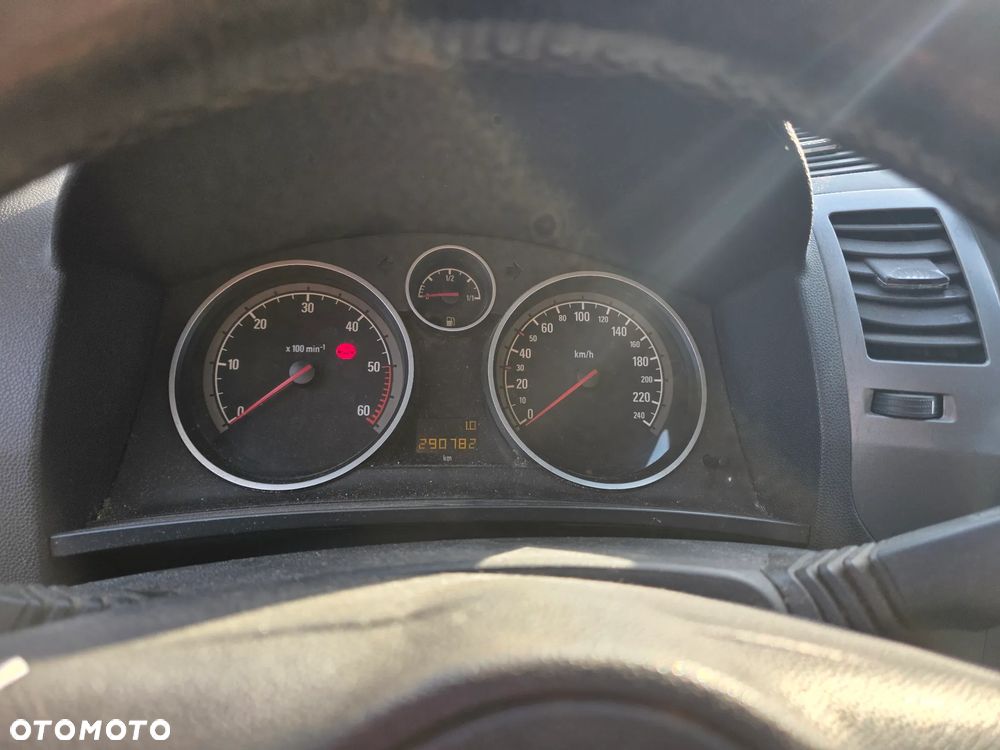 Opel Zafira 1.9 CDTI - 5