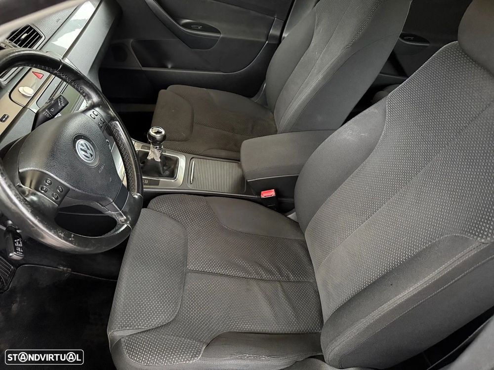 VW Passat Variant 1.9 TDi Trendline Pack BM - 14