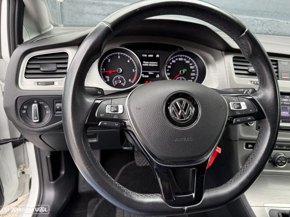 VW Golf 1.6 TDi Confortline DSG - 5