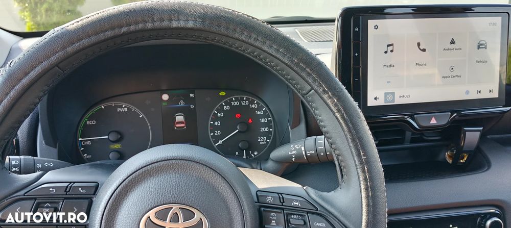 Toyota Yaris - 4
