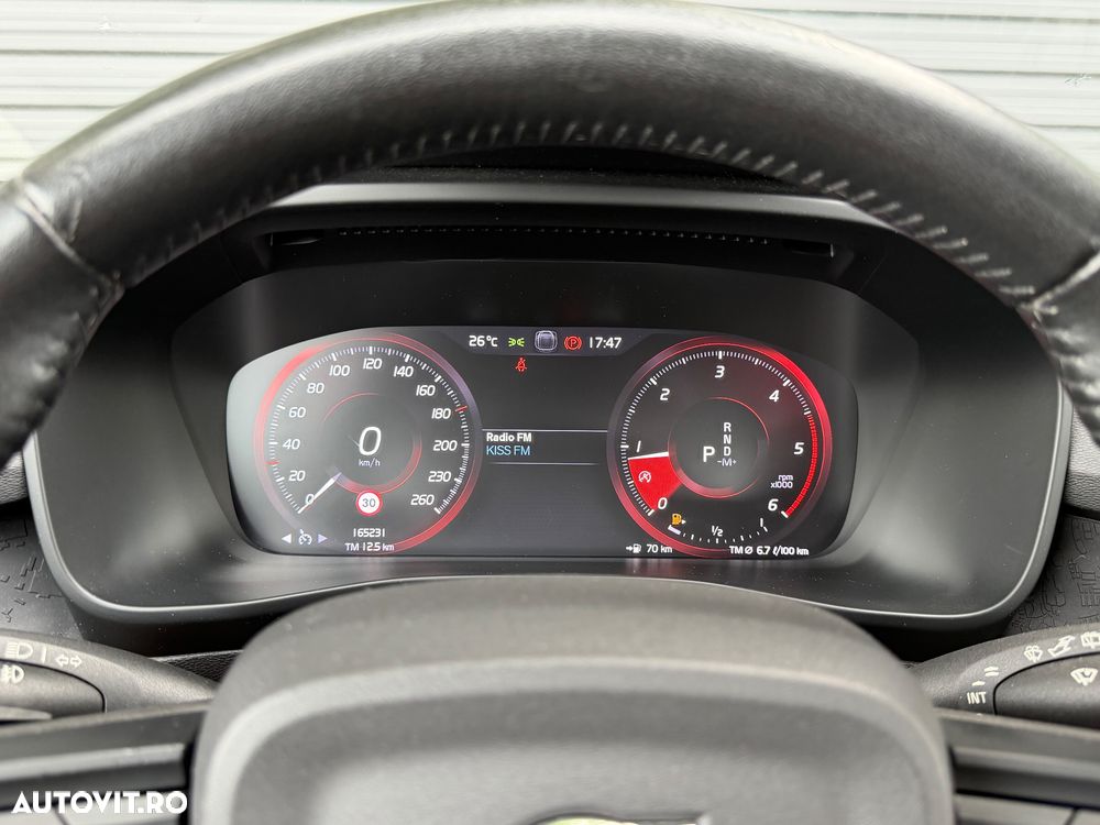 Volvo XC 40 D3 Base - 23