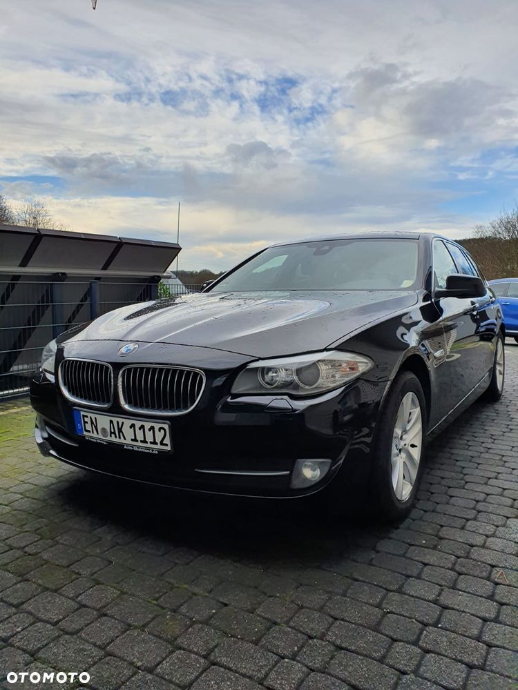 BMW Seria 5 520d Blue Performance - 17