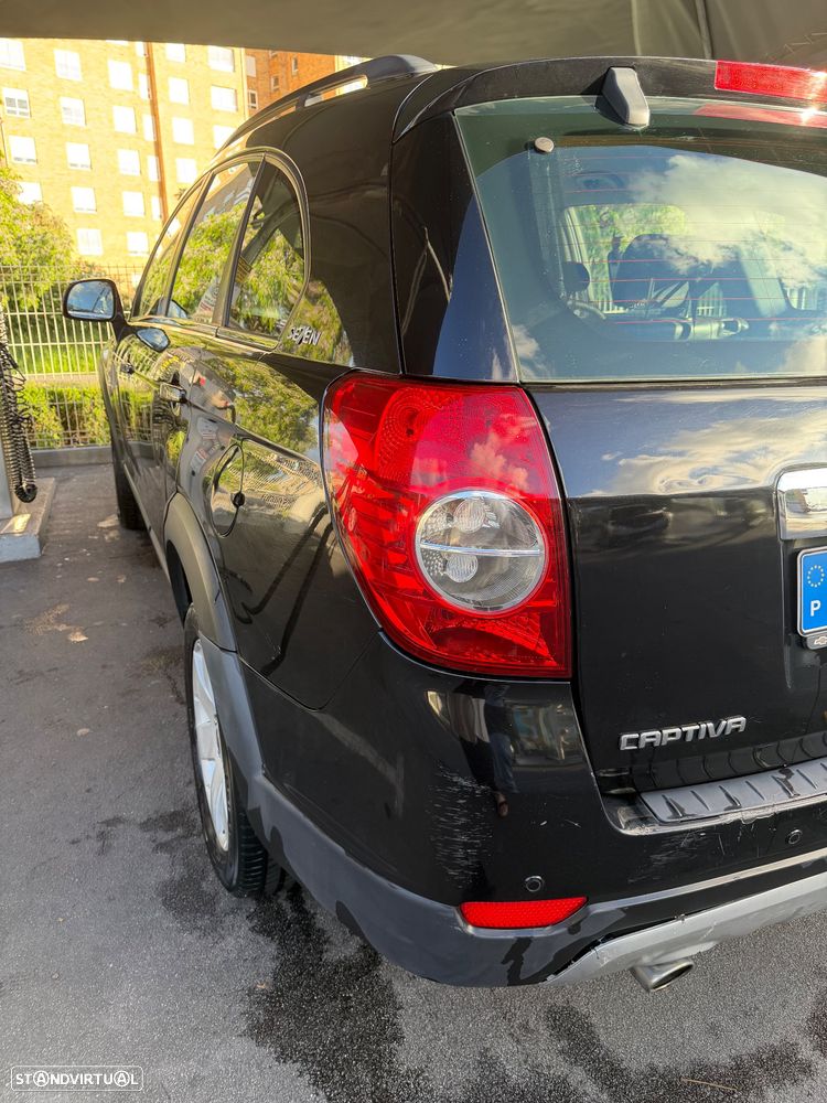 Chevrolet Captiva 2.0 VCDi Seven 7L - 16