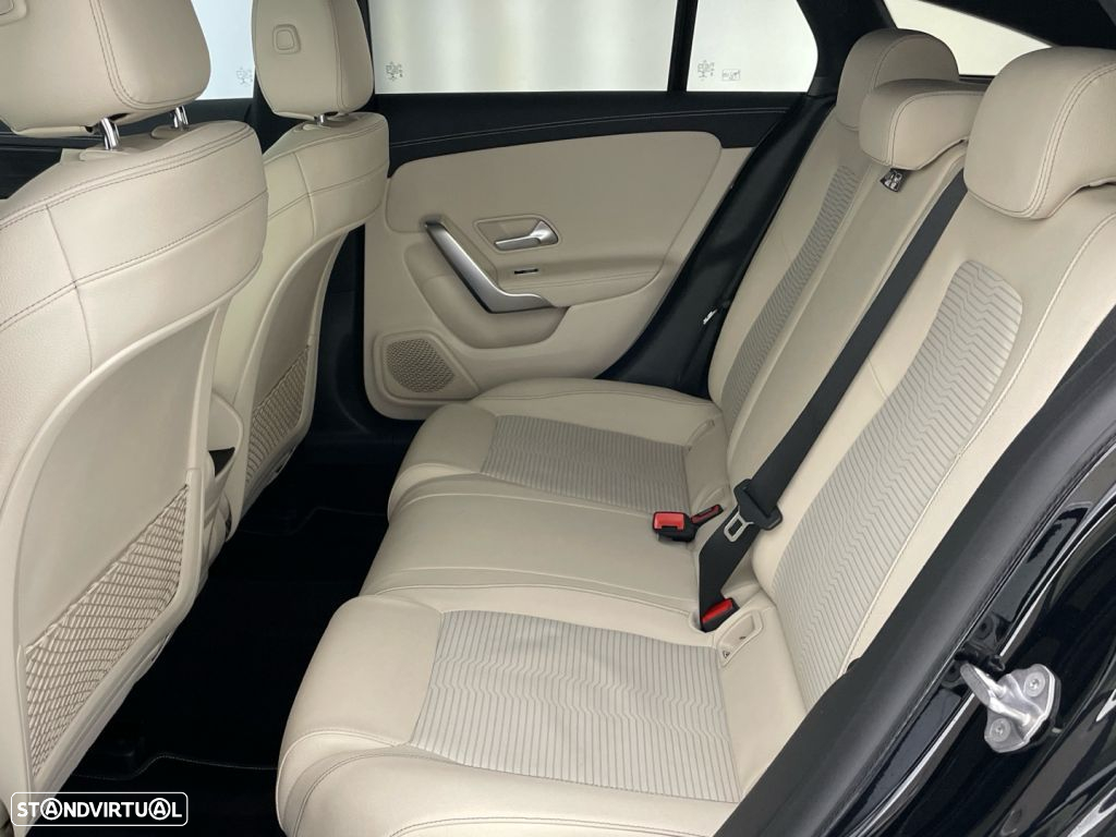 Mercedes-Benz CLA 250 e Shooting Brake Style Plus - 12