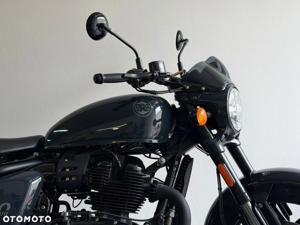 Royal Enfield Shotgun - 4