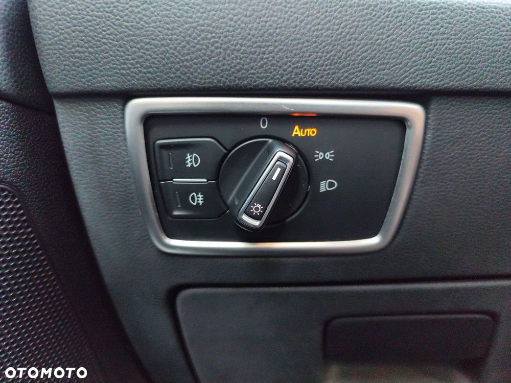 Volkswagen Passat 2.0 TSI Business DSG - 18