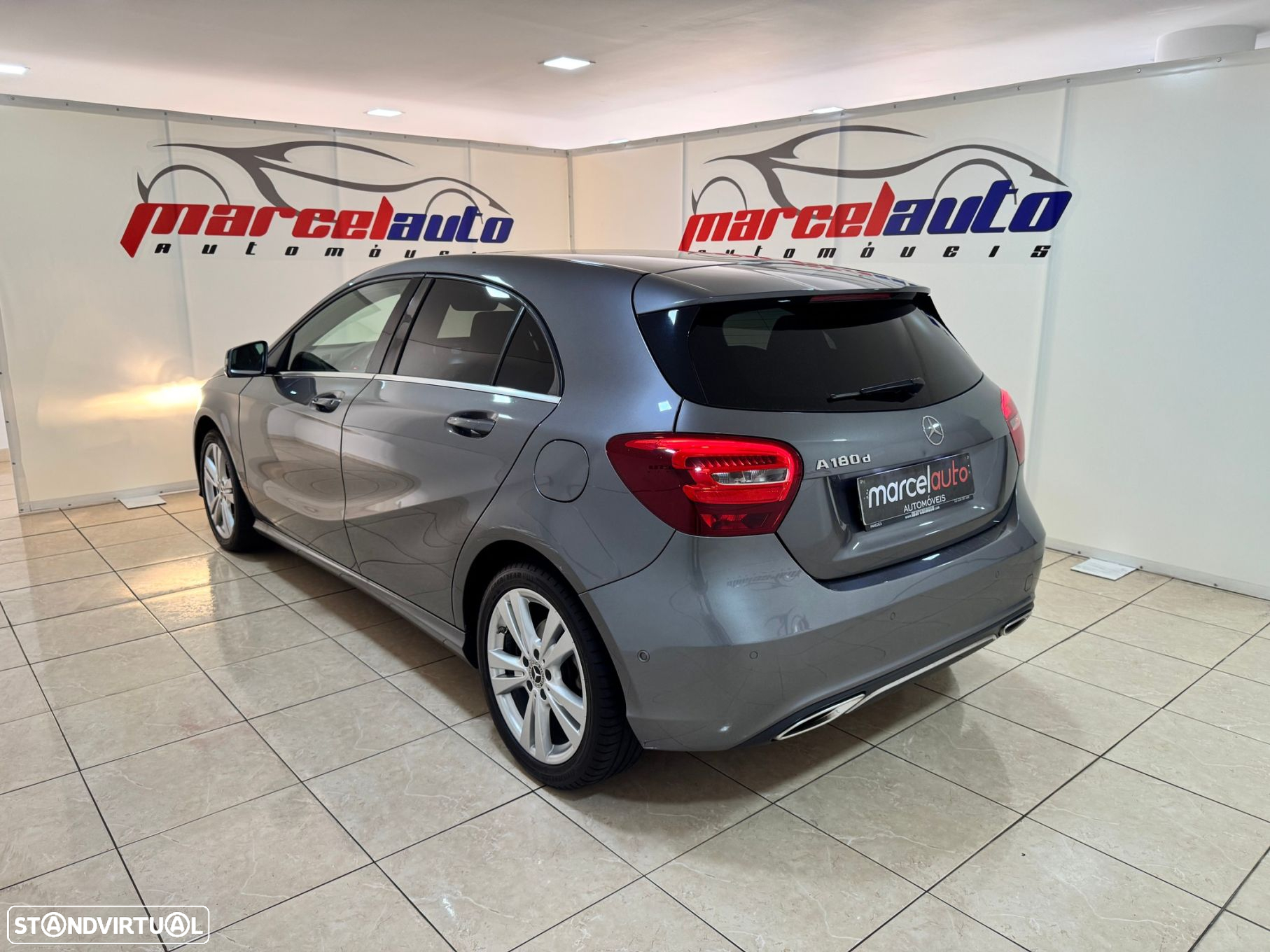 Mercedes-Benz A 180 d Urban - 7
