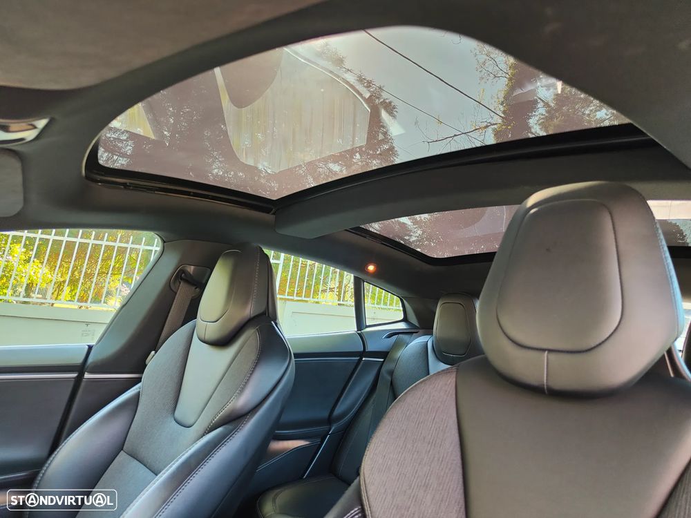 Tesla Model S Long Range AWD - 22