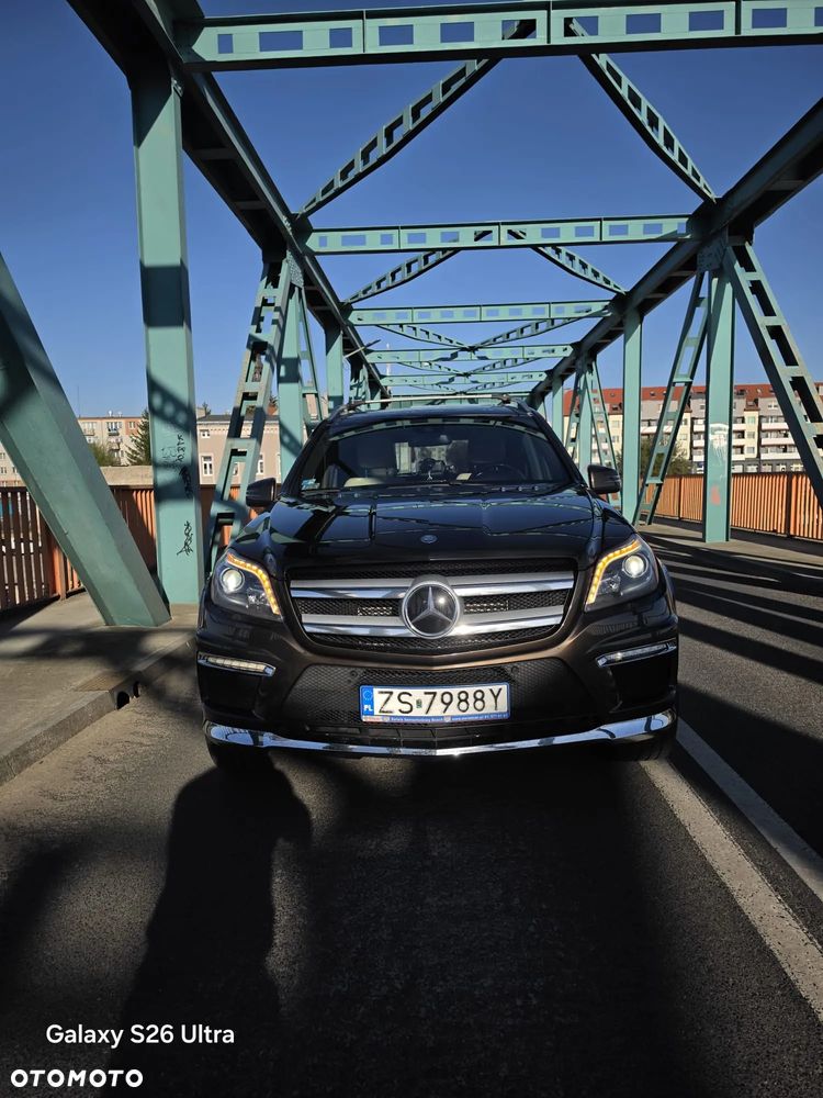 Mercedes-Benz GL 350 BlueTEC 4-Matic - 15