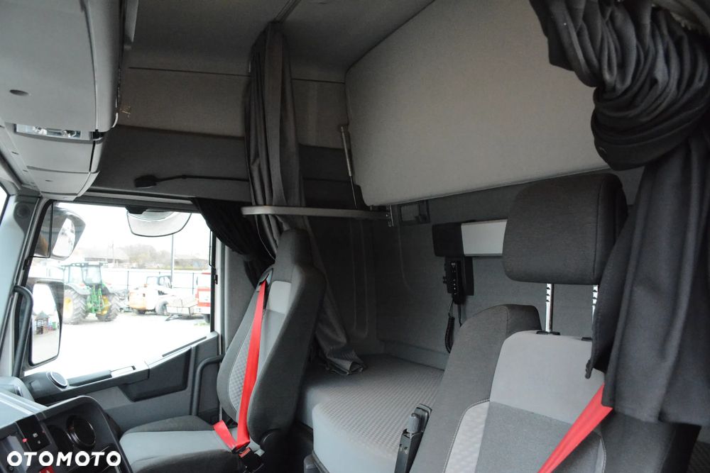 Renault T 460 / 2022r / Retarder / 2 baki / 2 łóżka / Lodówka / Mały przebieg - 12