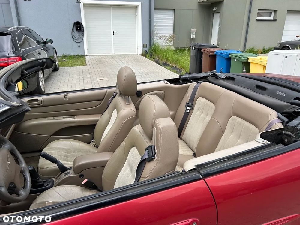 Chrysler Sebring - 20