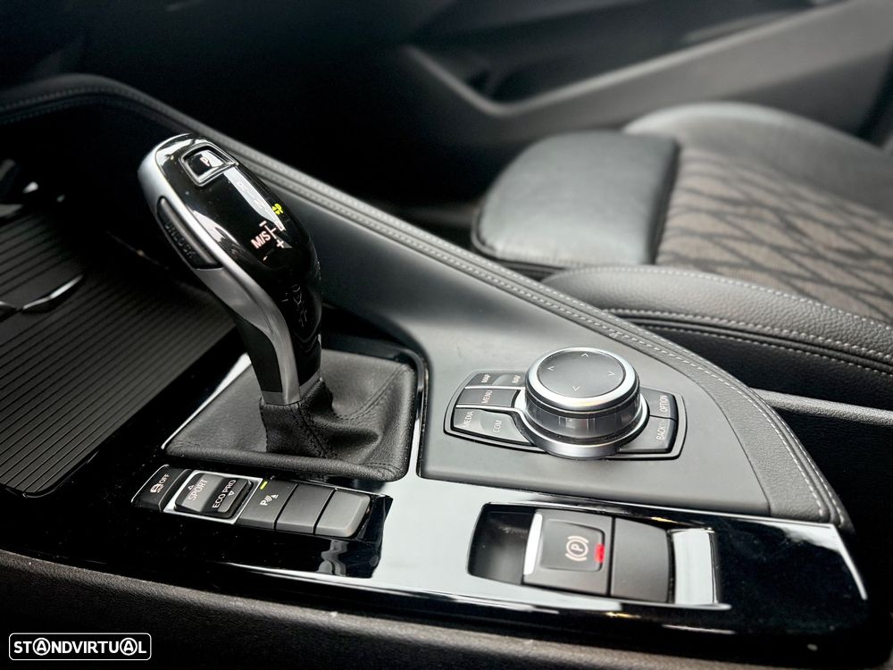 BMW X1 16 d sDrive Auto Line Sport - 21