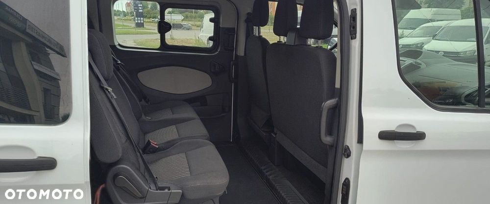 Ford Transit Custom - 8