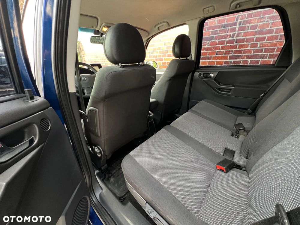 Opel Meriva - 11