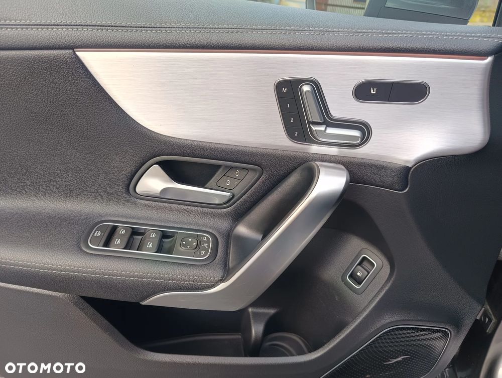 Mercedes-Benz Klasa A 250 e 8G-DCT AMG Line - 6