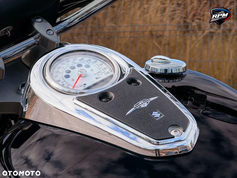 Suzuki Boulevard - 18