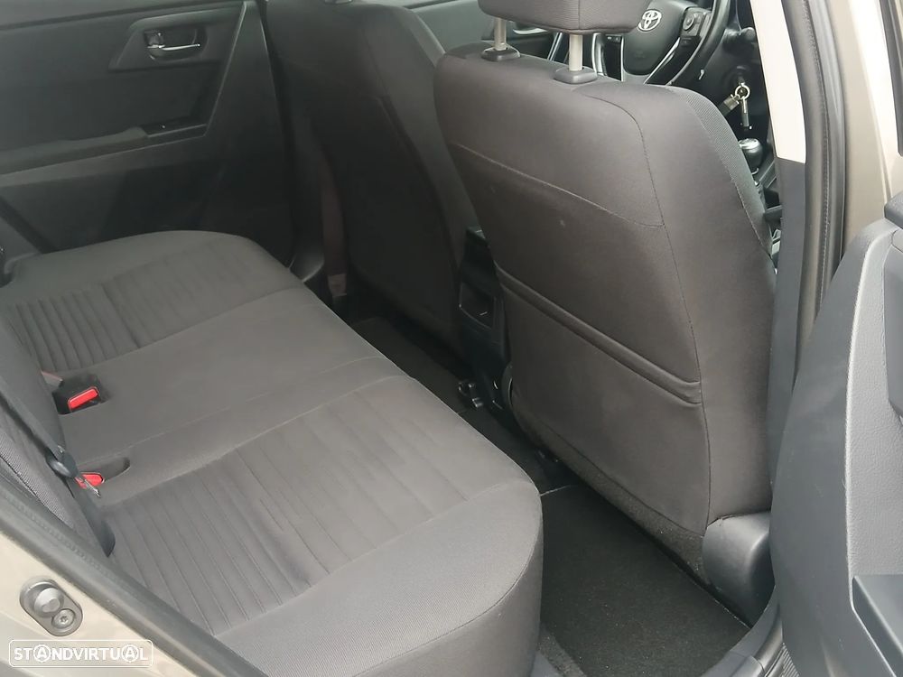 Toyota Auris Touring Sports 1.4 D-4D Exclusive+Navi - 17