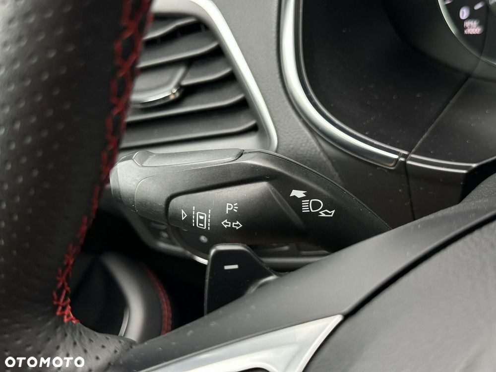 Ford S-Max - 31