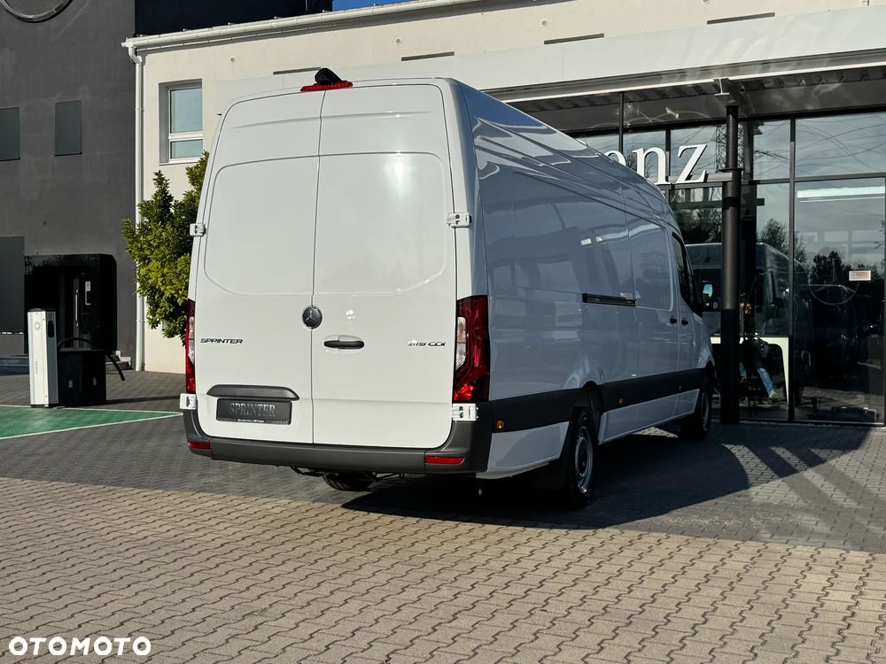 Mercedes-Benz Sprinter 319 CDI - 11
