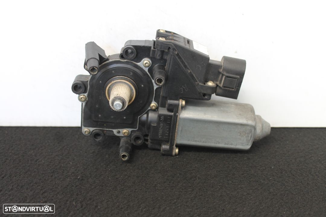 Motor Elevador Vidro Audi A4 de 1998 - 2