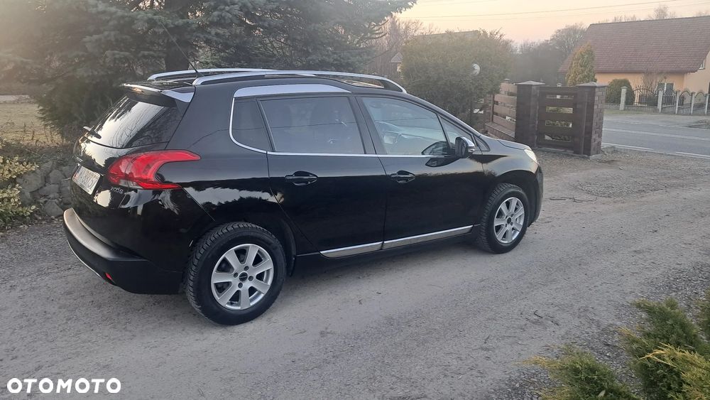 Peugeot 2008 1.6 BlueHDi Allure - 3