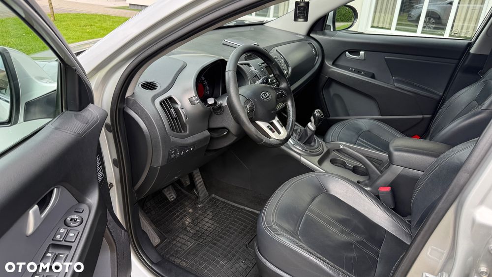 Kia Sportage 1.7 CRDI XL 2WD - 12