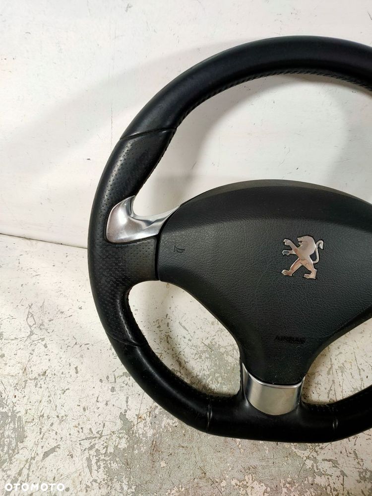 kierownica trójramienna peugeot rcz - 3