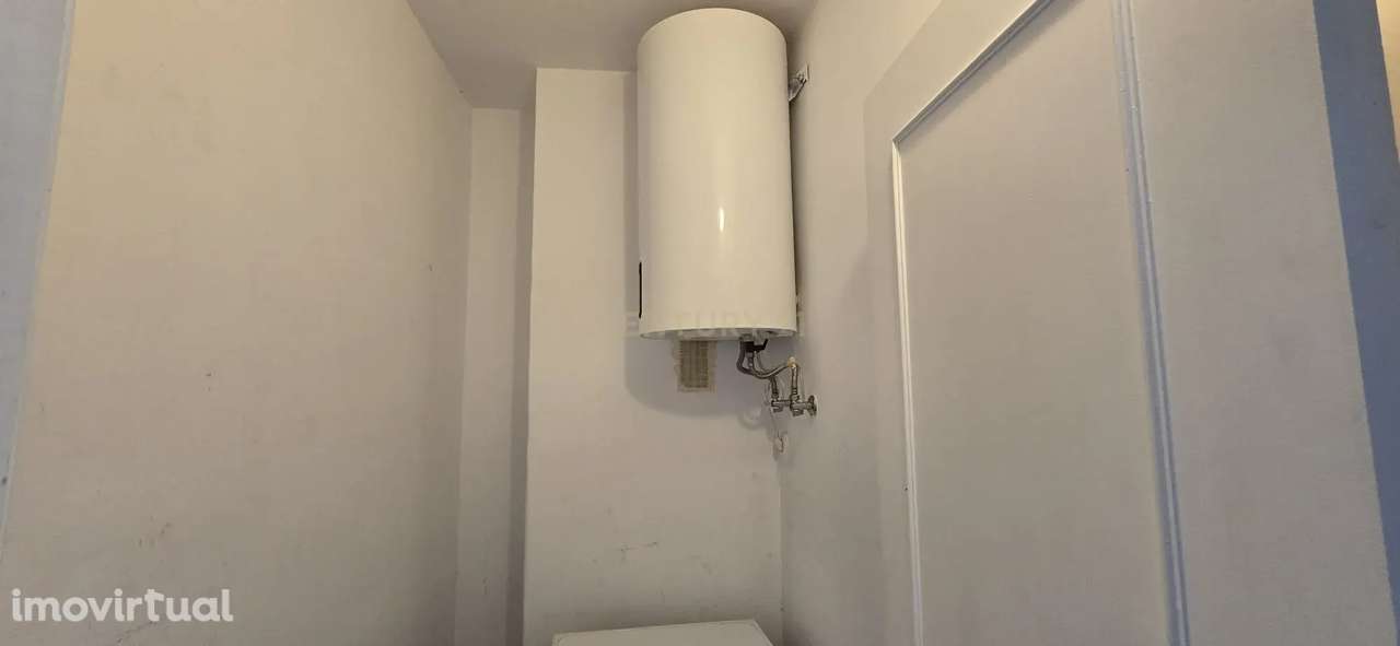 T4 para Arrendamento  com Vista Panorâmica em Almada - Grande imagem: 3/23