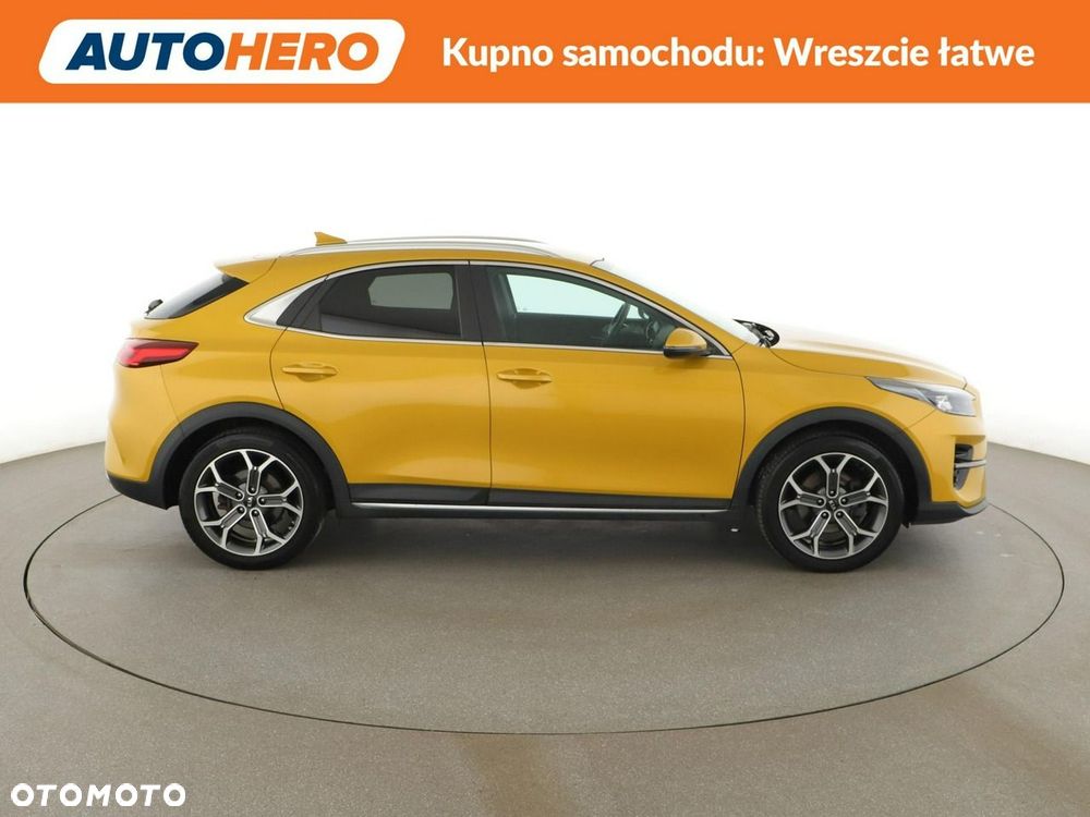Kia XCeed - 10