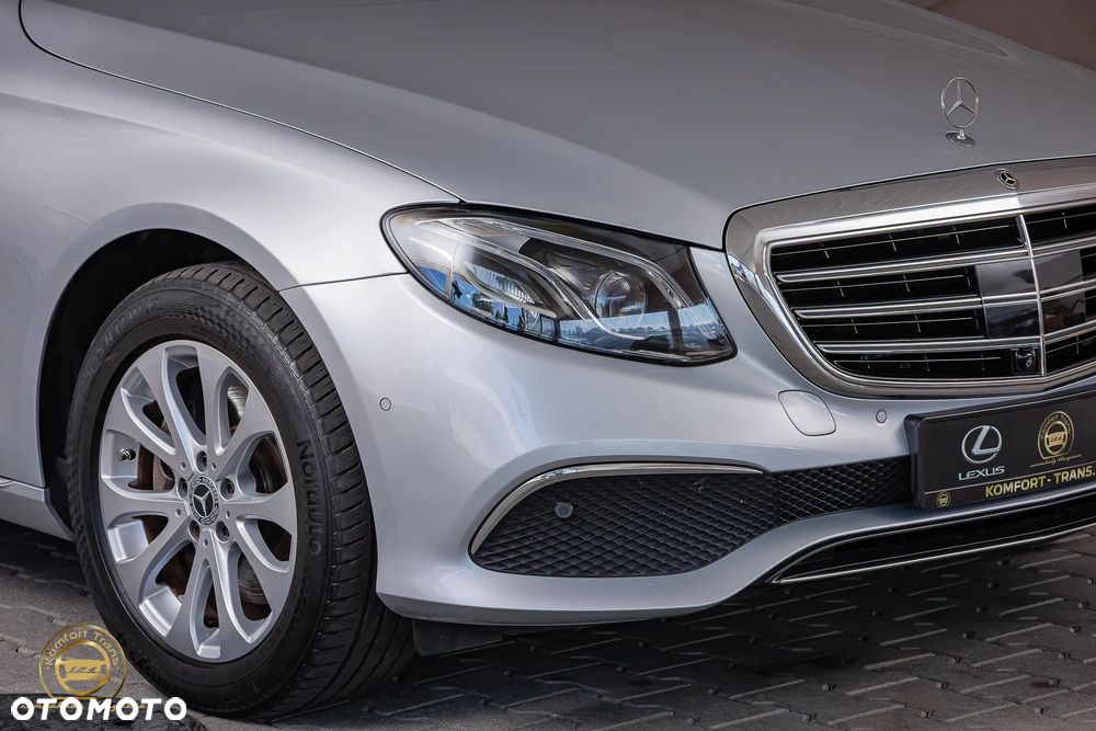 Mercedes-Benz Klasa E 220 d 4-Matic 9G-TRONIC - 8