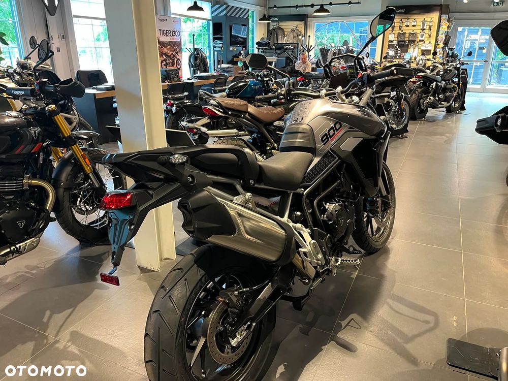 Triumph Tiger - 5