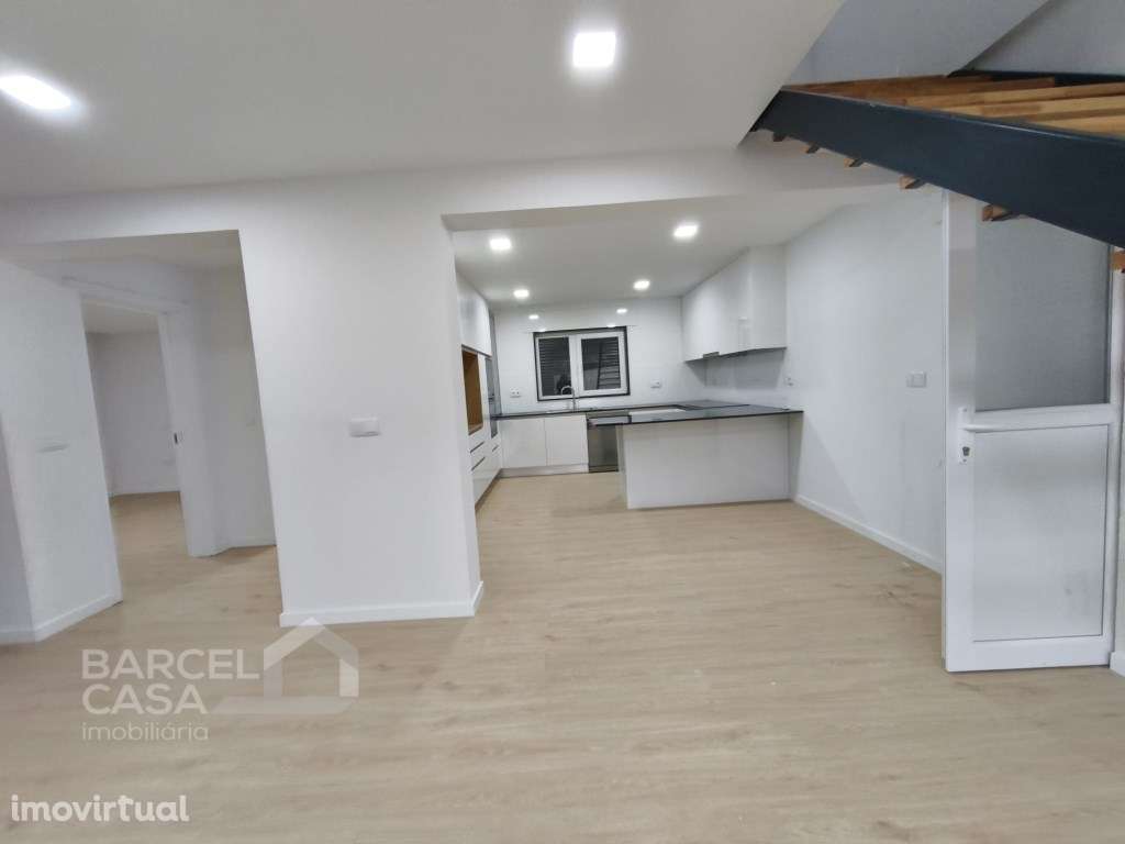 Moradia individual T4 em Cossourado - Barcelos - Grande imagem: 4/17