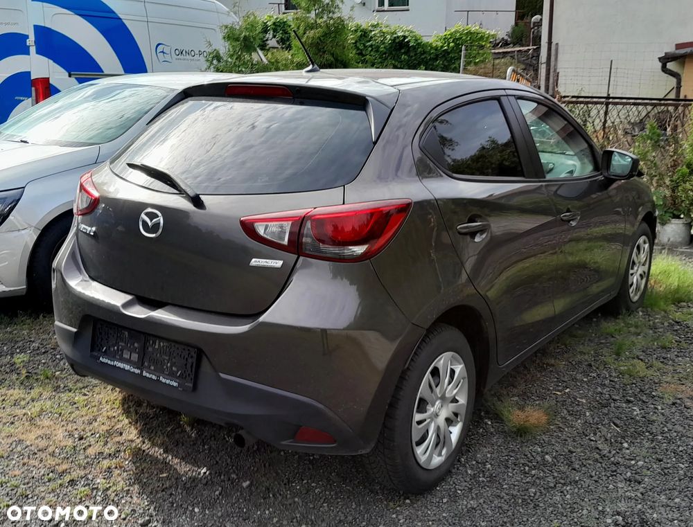 Mazda 2 - 6