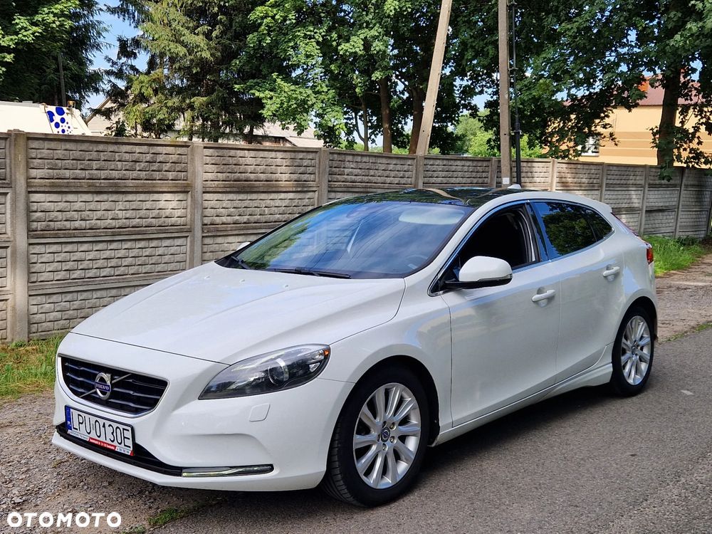 Volvo V40 D2 Momentum - 14