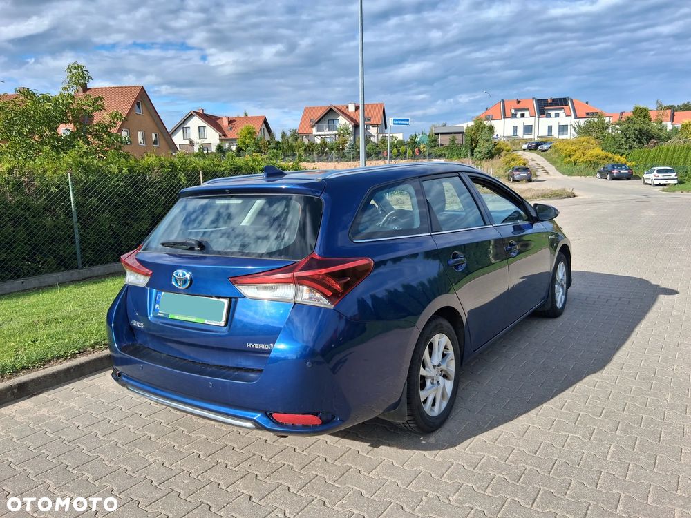 Toyota Auris - 5