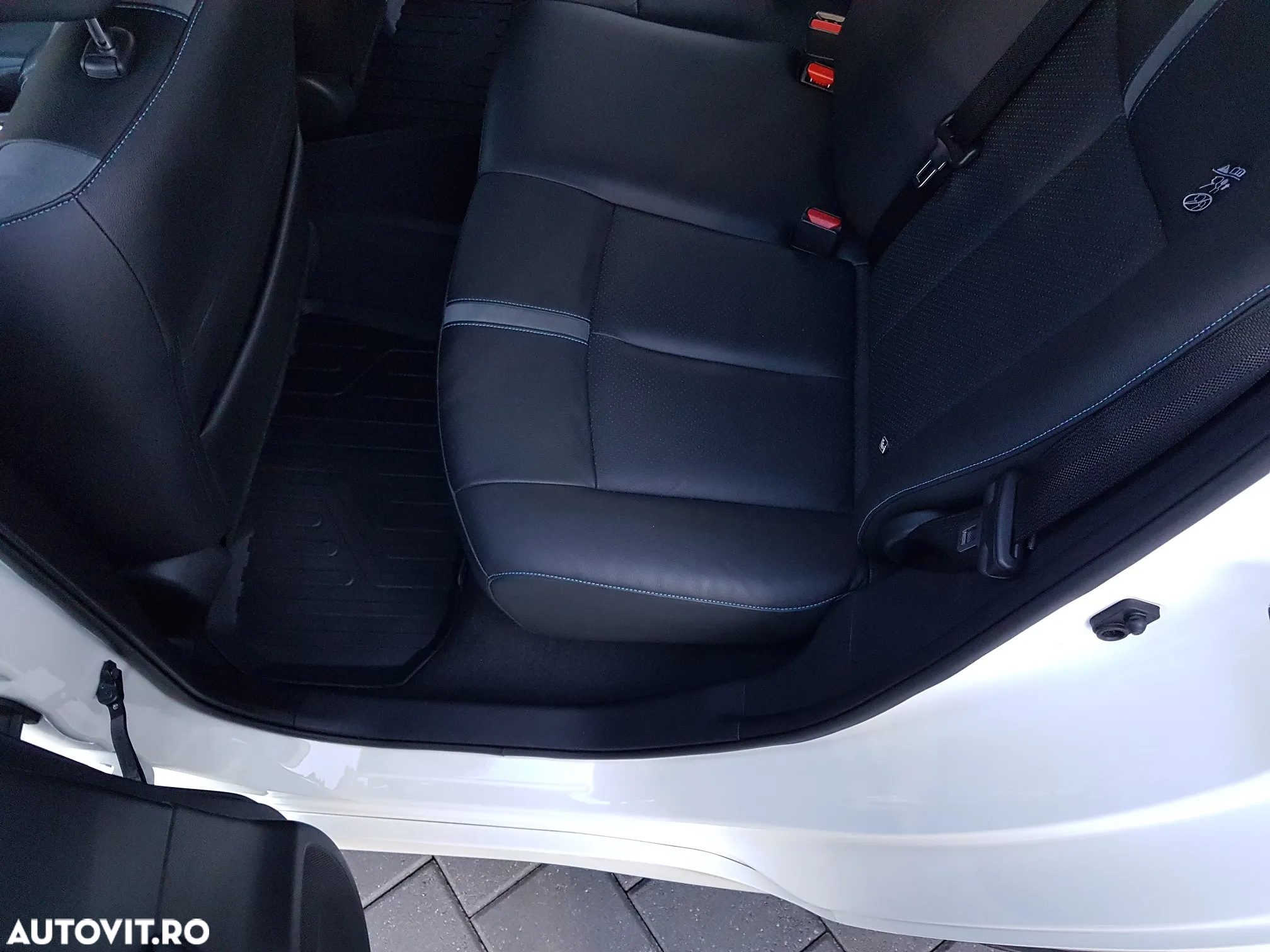 Nissan LEAF Tekna - 12