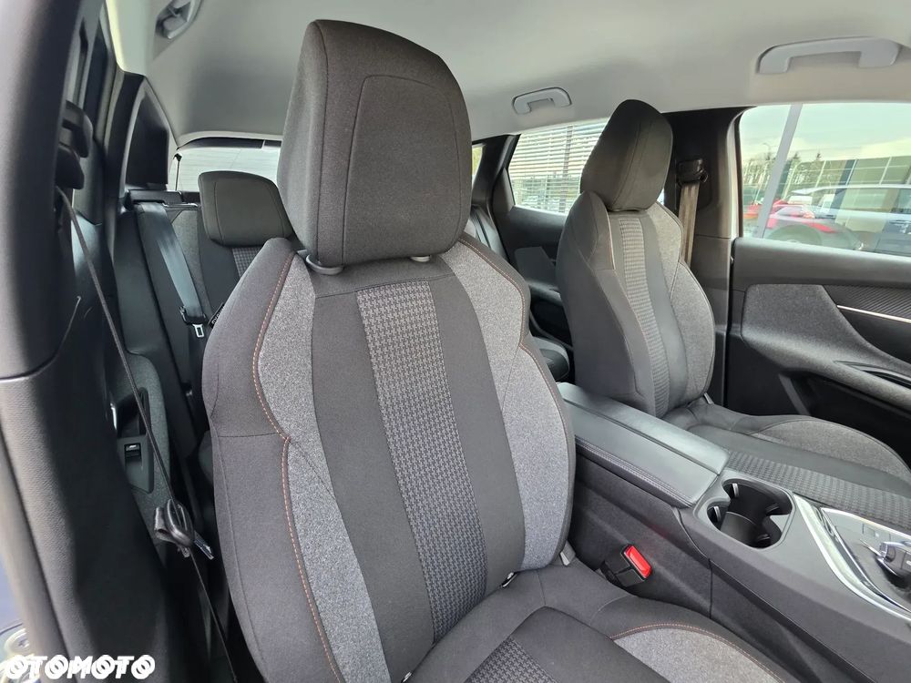 Peugeot 3008 1.5 BlueHDi Allure Pack S&S - 29