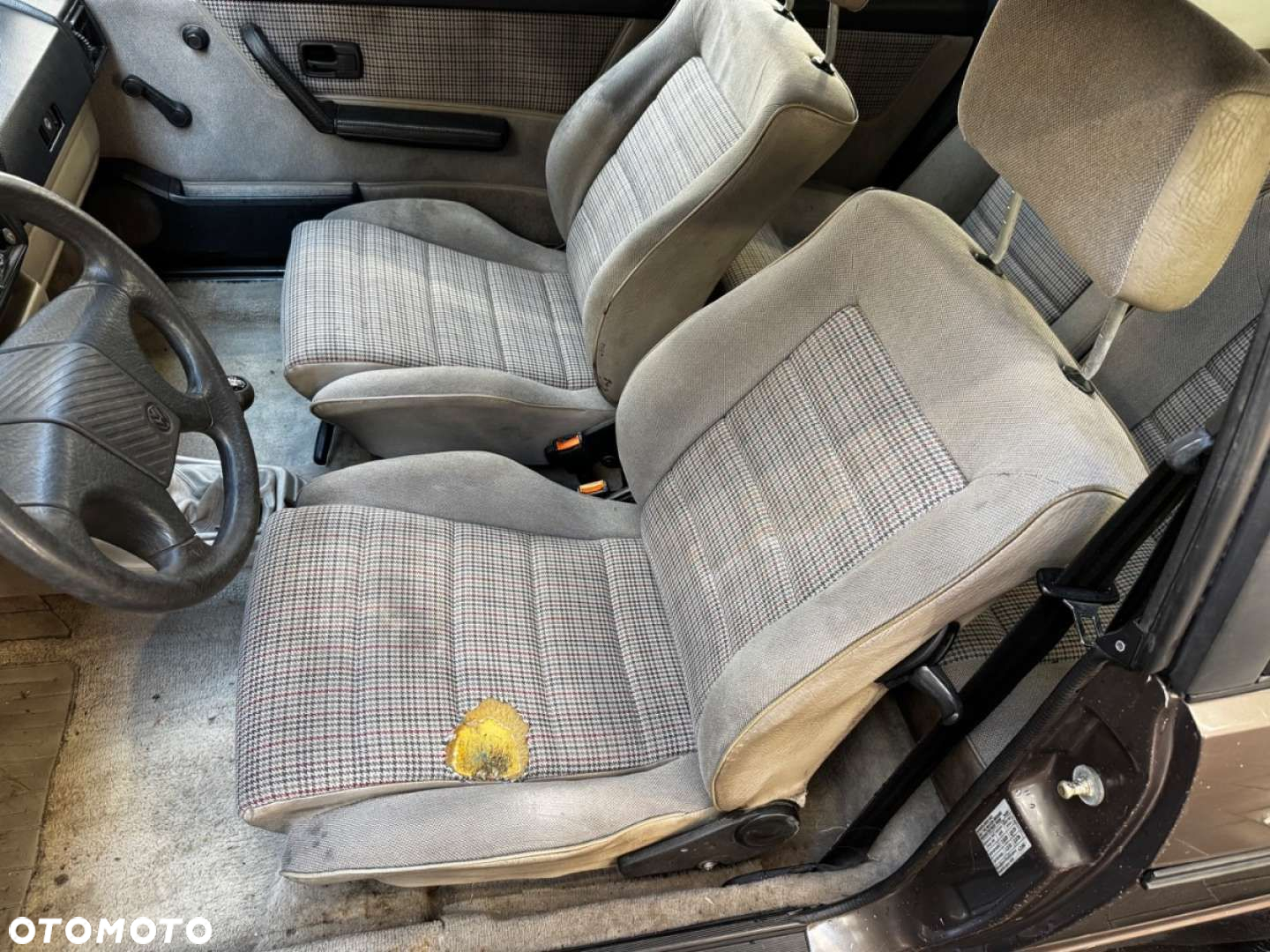 Volkswagen Golf - 21
