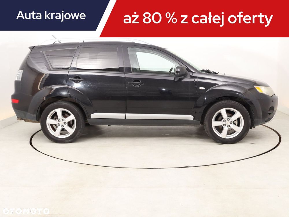 Mitsubishi Outlander - 8