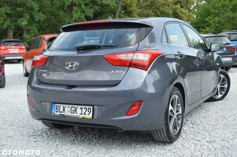 Hyundai i30 blue 1.6 GDI YES Gold - 19