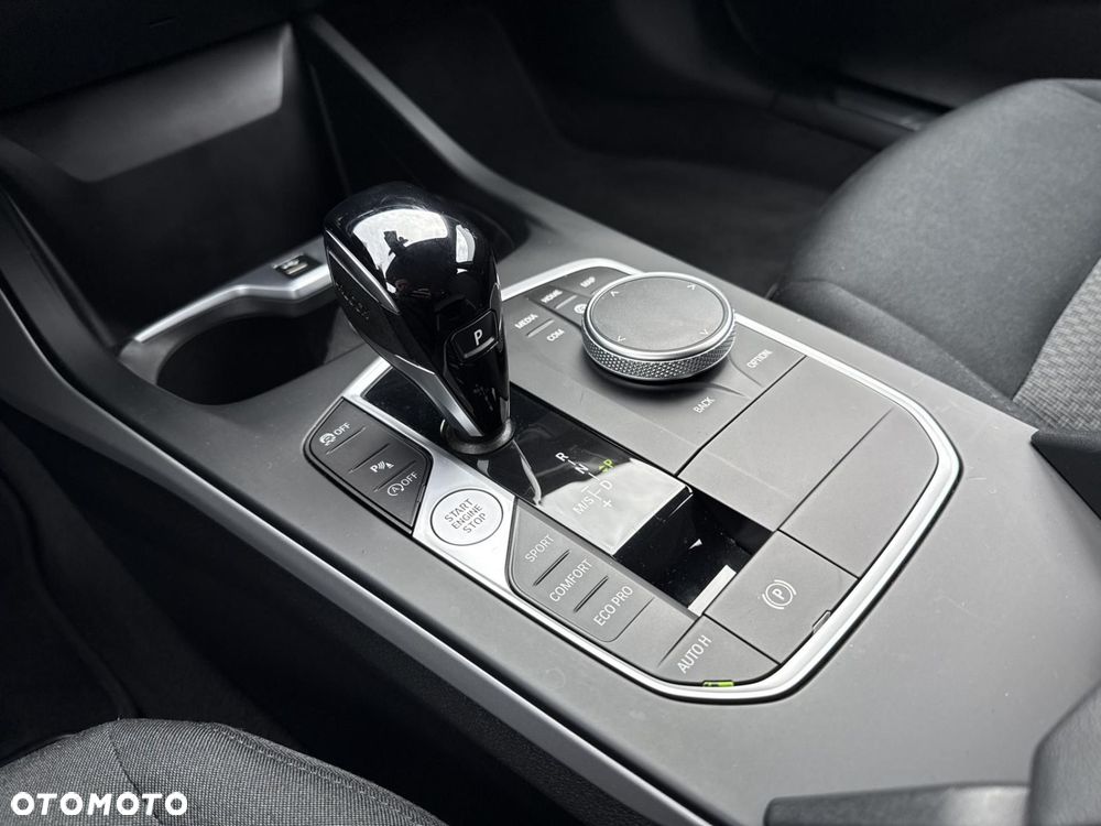 BMW Seria 1 - 13