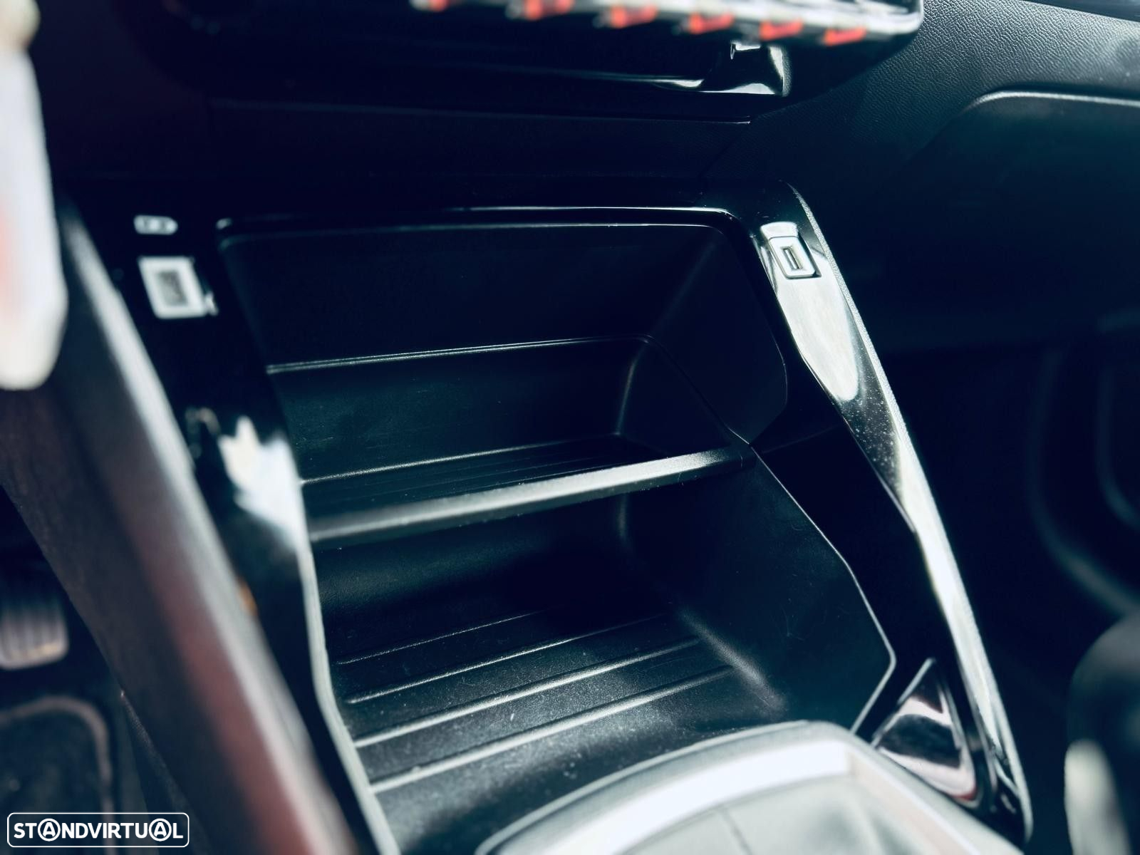 Peugeot 208 1.2 PureTech Active - 24