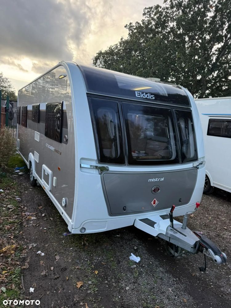 Elddis Crusader Mistral - 20