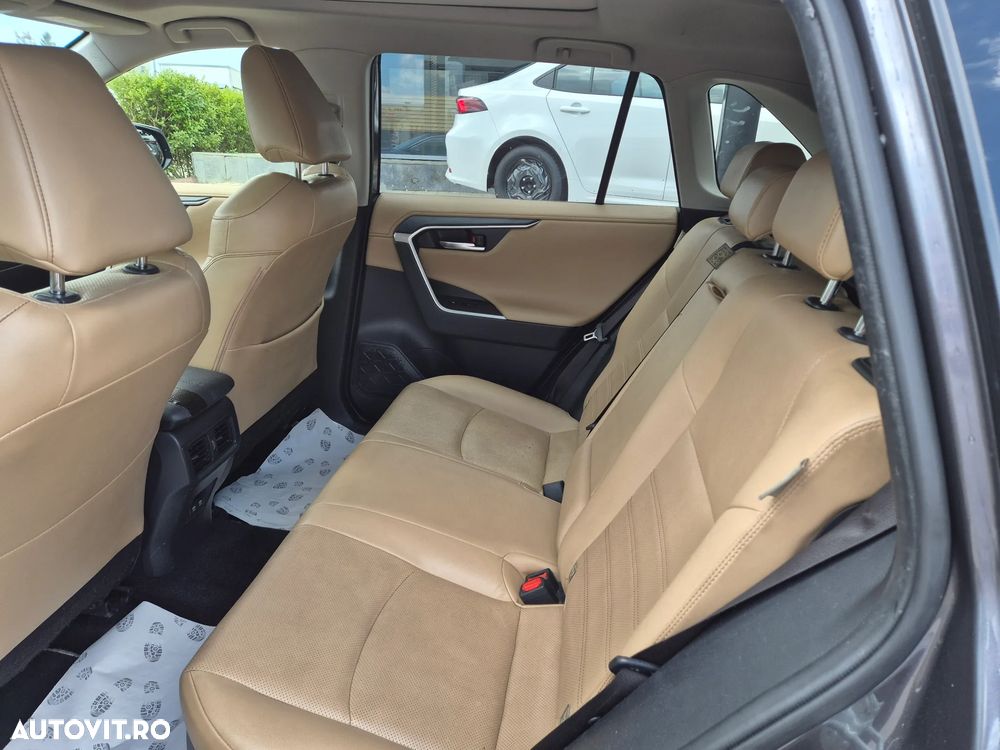 Toyota RAV4 2.5 VVT-iE 4x4 Luxury Premium - 19