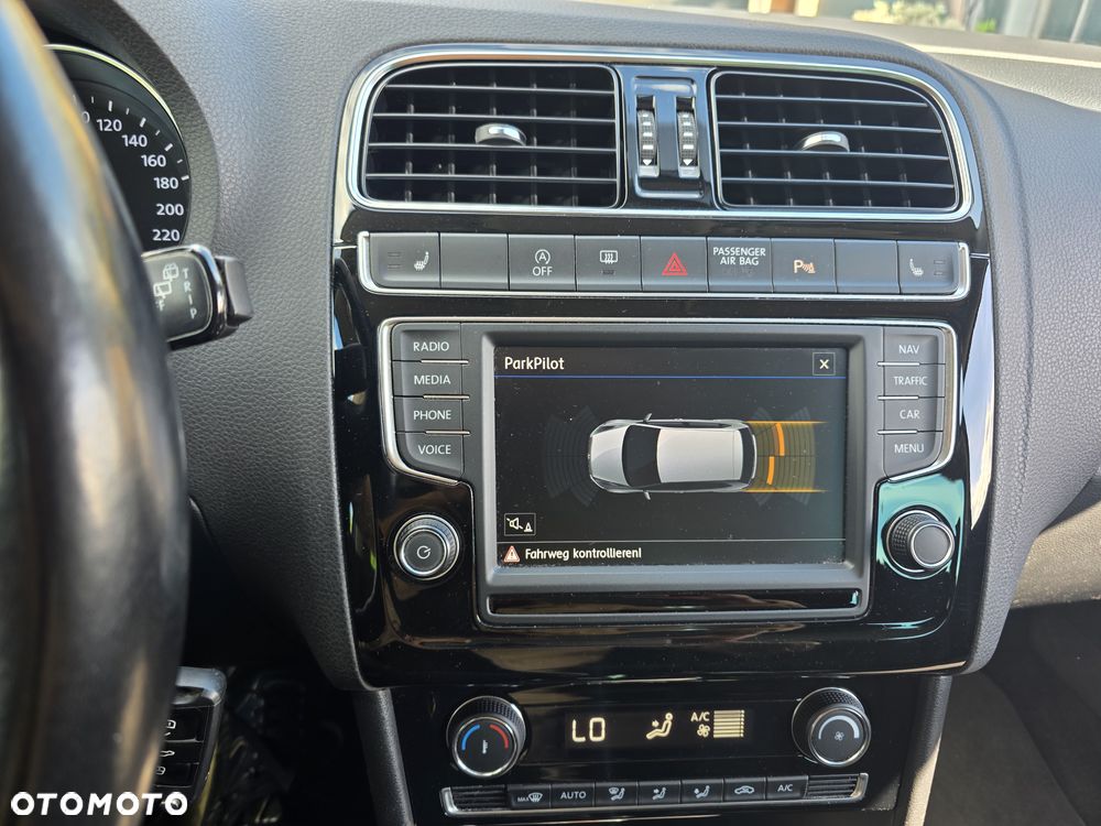 Volkswagen Polo 1.0 Blue Motion Technology beats - 13