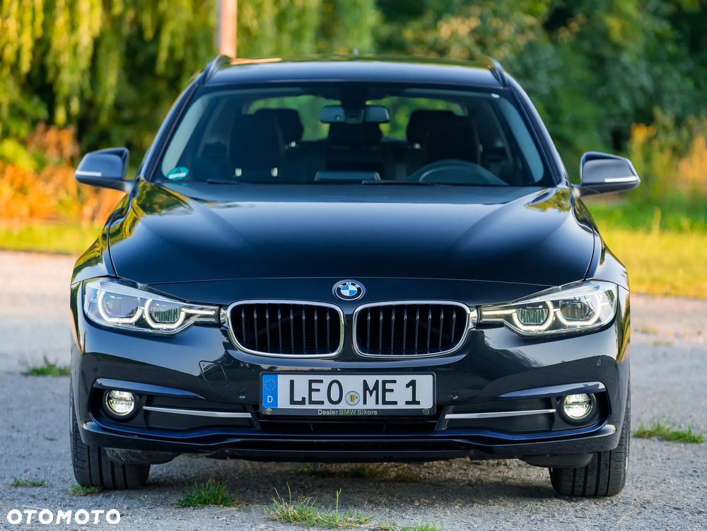 BMW Seria 3 318d Sport Line - 3