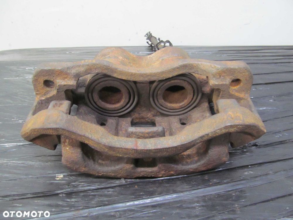 IVECO DAILY 99-06 ZACISK HAMULCOWY TYL LEWY 44 - 3