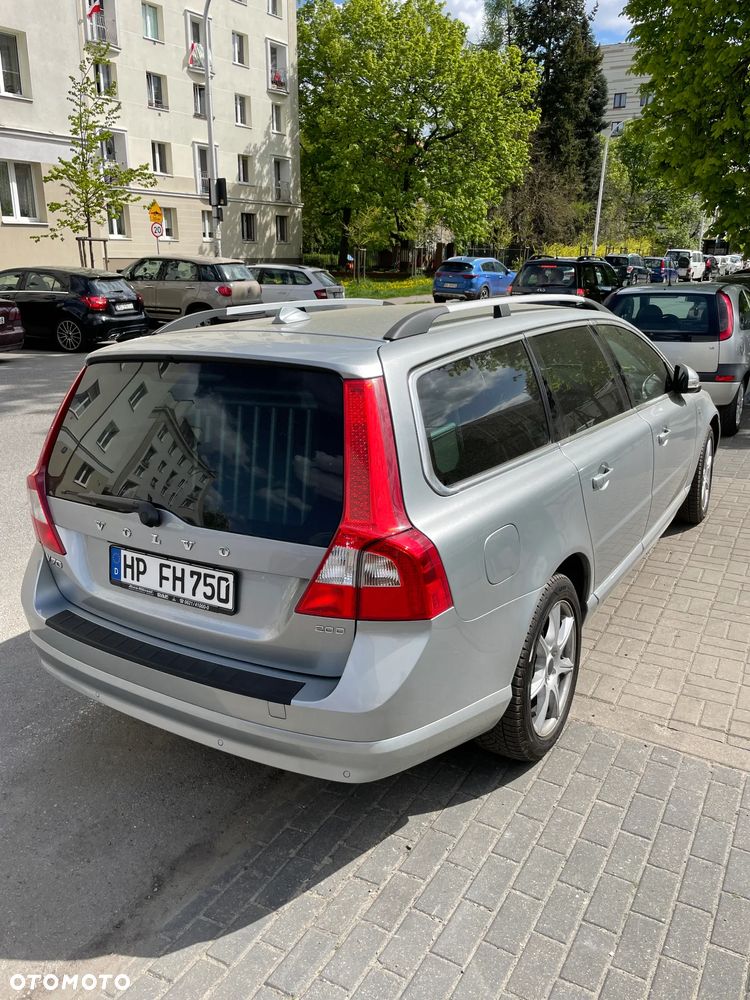 Volvo V70 2.0D Ocean Race - 1