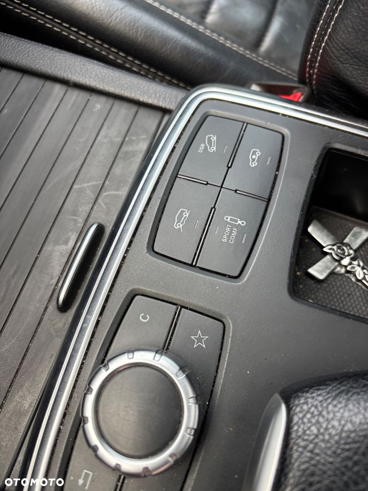 Mercedes-Benz ML 350 BlueTEC 4MATIC 7G-TRONIC Edition 1 - 14